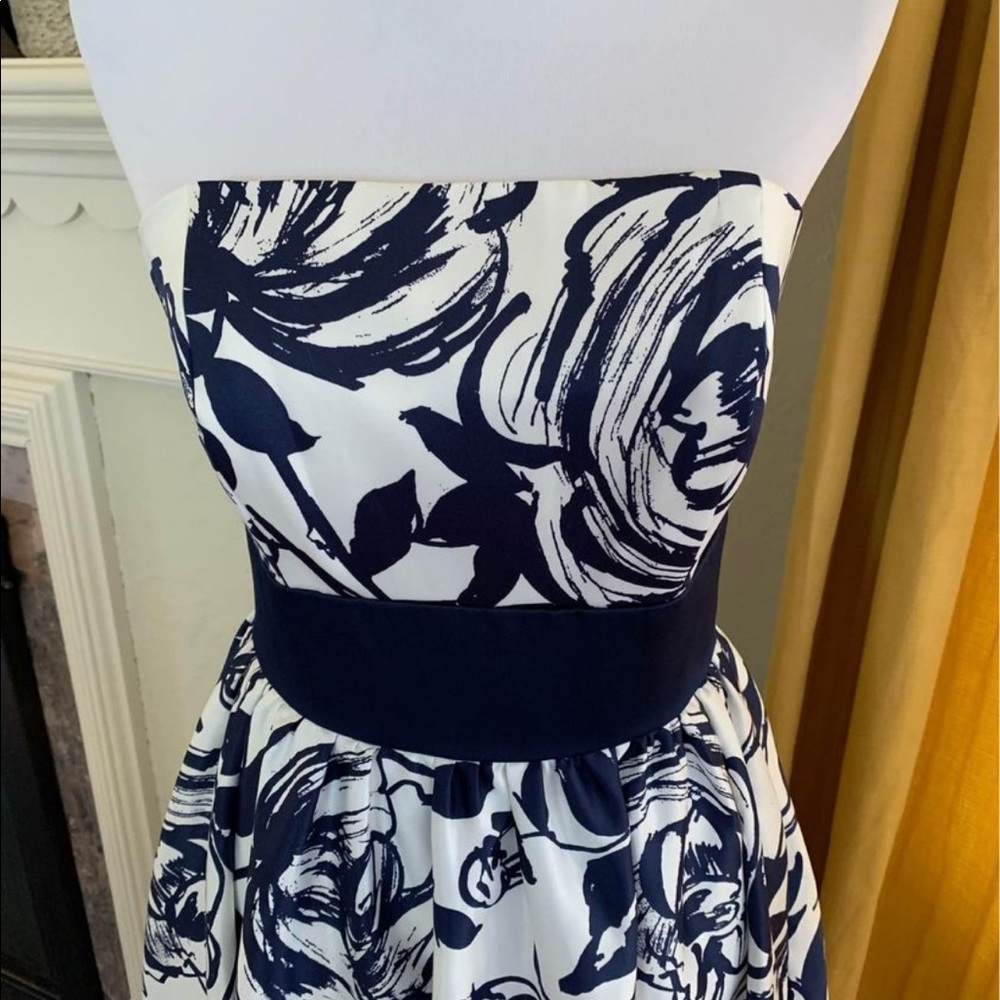 Mestads new with tags woman’s satin strapless dress size 10